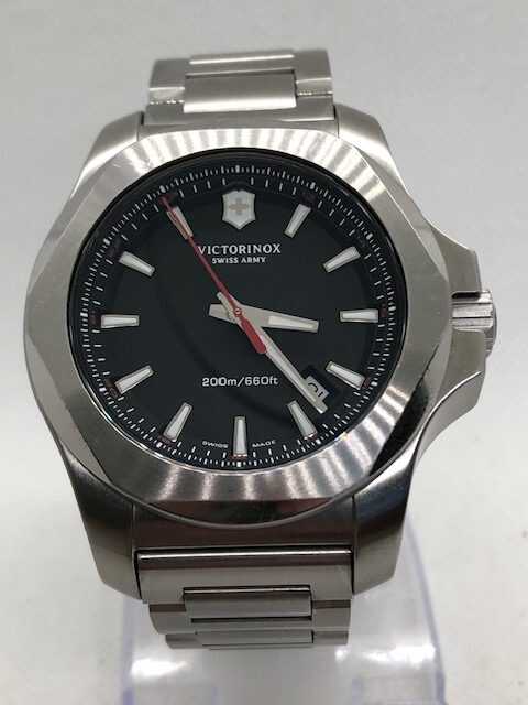 Victorinox Swiss Army - Clocktiques