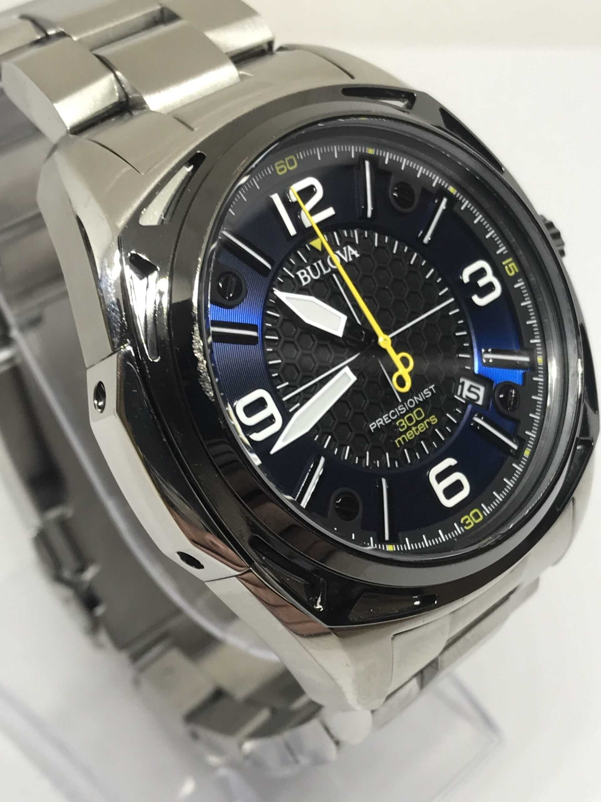 Bulova Precisionist Stainless Steel watch - Image 3